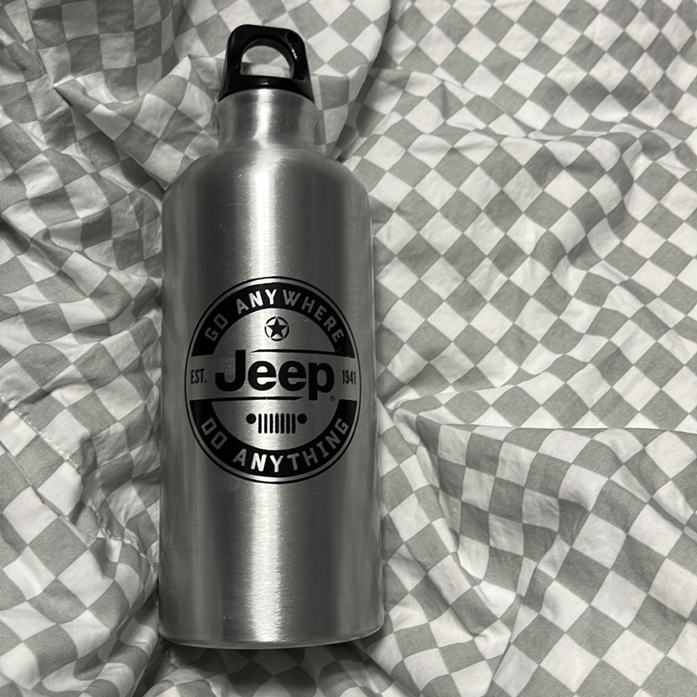 Jeep Bottle